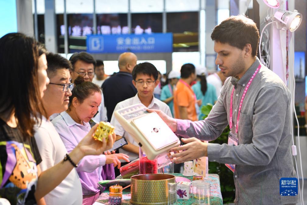 棋牌app下载